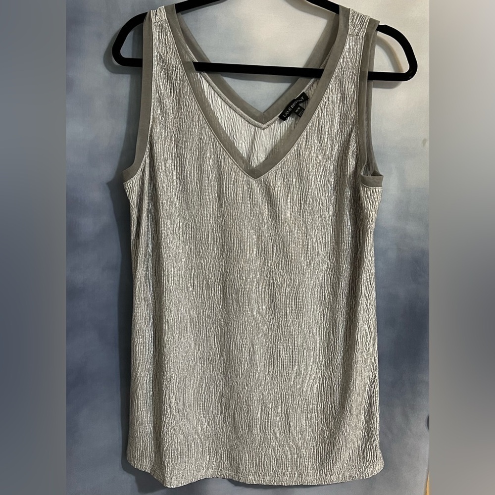 LANE BRYANT sleeveless top, V neck, shimmery silver with mesh trim sz 14/16 EUC